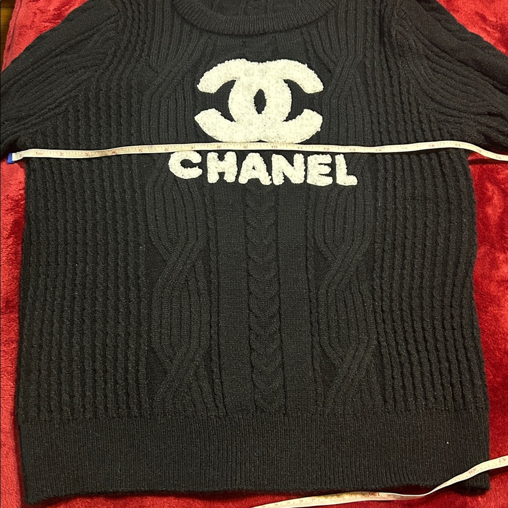 Chanel Black and White Logo Sweater - Picture 4 of 5
